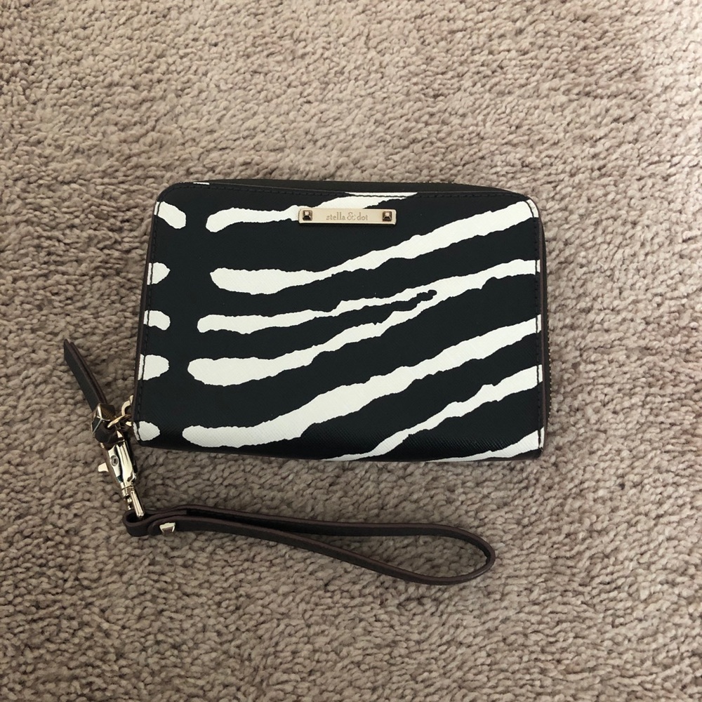 Stella & Dot wristlet